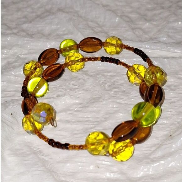 Amber Glass Memory Wire Wrap Bracelet AB Coated Fairycore Elegant Sparkly - Picture 3 of 7